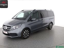 Selenitgrau Gebraucht 2022 Mercedes V220 Van / Kleinbus | 42.880 € (Fairer Preis)