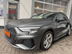 Grau Gebraucht 2024 Audi A3 Sportback S-Line Kleinwagen | 34.990 € (Guter Preis)