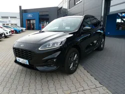 Obsidianschwarz metallic Gebraucht 2022 Ford Kuga ST-Line SUV | 28.975 € (Etwas zu teuer)