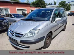 Grau Gebraucht 2006 Citroën C8 Tendance Van / Kleinbus | 2.799 € (Fairer Preis)