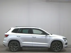 Weiss Gebraucht 2020 Skoda Karoq SportLine SUV | 19.680 € (Guter Preis)