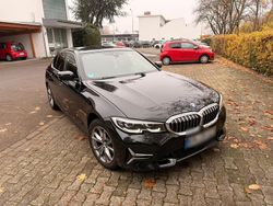 Schwarz Gebraucht 2020 BMW 320 Luxury Line Limousine | 27.500 € (Fairer Preis)