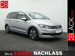 Silber Gebraucht 2024 VW Touran Move Van / Kleinbus | 31.450 € (Guter Preis)
