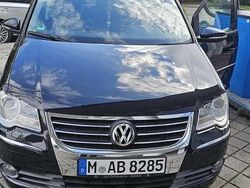 Gebraucht 2009 VW Touran Trendline Van / Kleinbus | 8.000 € (Teuer)