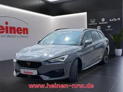 Grau Gebraucht 2022 Cupra Leon VZ Limousine | 33.799 € (Fairer Preis)