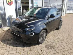 Colore esterno (onyx schwarz) Gebraucht 2022 Fiat 500e Icon Limousine | 15.850 € (Superpreis)