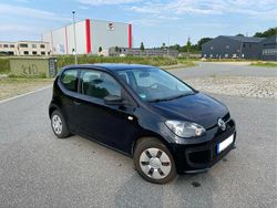 Schwarz Gebraucht 2012 VW up! move up! Kleinwagen | 5.200 € (Etwas zu teuer)