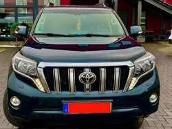 Blau Gebraucht 2016 Toyota Land Cruiser Executive SUV | 33.500 € (Fairer Preis)