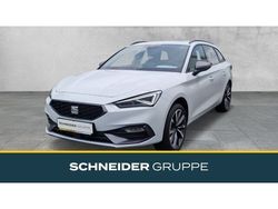 Weiß ("nevada" weiss) Gebraucht 2024 Seat Leon FR Kombi | 38.890 €