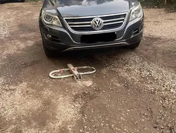 Grau Gebraucht 2010 VW Tiguan SUV | 11.000 € (Etwas zu teuer)
