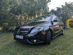 Schwarz Gebraucht 2012 Mercedes B180 Van / Kleinbus | 6.300 € (Teuer)