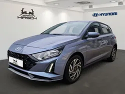 Blau Neu 2025 Hyundai i20 Trend Limousine | 22.990 € (Fairer Preis)