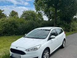 Weiß Gebraucht 2016 Ford Focus Kombi | 8.300 € (Fairer Preis)