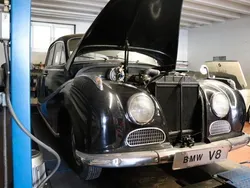 BMW 501