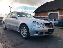 Silber Gebraucht 2006 Mercedes E220 Limousine | 6.499 € (Etwas zu teuer)