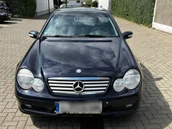 Blau Gebraucht 2003 Mercedes C180 Coupé | 2.950 € (Etwas zu teuer)