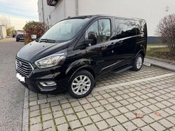 Schwarz Gebraucht 2023 Ford Tourneo Titanium Van / Kleinbus | 38.200 € (Fairer Preis)