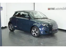 Grün Gebraucht 2022 Fiat 500e Action Limousine | 11.900 € (Superpreis)