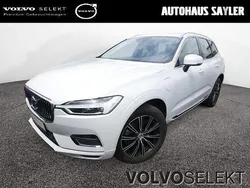 Weiss / crystal weiss (metallic) Gebraucht 2021 Volvo XC60 Inscription SUV | 43.890 € (Teuer)