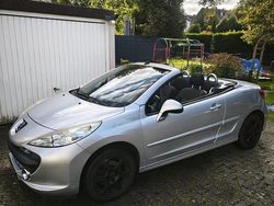 Silber Gebraucht 2007 Peugeot 207 CC Cabrio | 2.100 € (Fairer Preis)