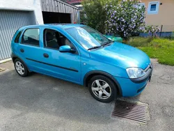 Blau Gebraucht 2001 Opel Corsa Kleinwagen | 995 € (Fairer Preis)