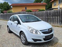 Weiß Gebraucht 2009 Opel Corsa Limousine | 1.900 € (Guter Preis)