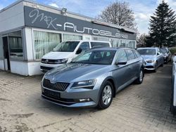 Grau Gebraucht 2017 Skoda Superb Ambition Kombi | 18.990 € (Fairer Preis)