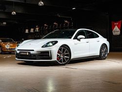 Grau Gebraucht 2024 Porsche Panamera 4S Limousine | 155.500 €
