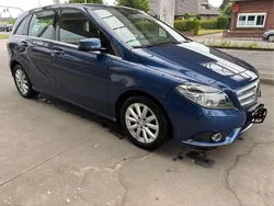 Blau Gebraucht 2012 Mercedes B180 Van / Kleinbus | 10.499 € (Etwas zu teuer)