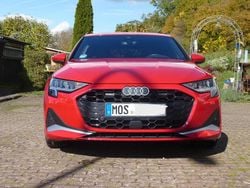 Rot Gebraucht 2024 Audi A3 Sportback Advanced Kleinwagen | 33.990 € (Fairer Preis)