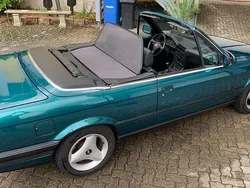 Grün Gebraucht 1992 BMW 318 Cabriolet Sport Line Cabrio | 20.500 €