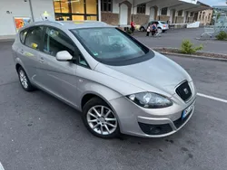 Beige Gebraucht 2010 Seat Altea XL Van / Kleinbus | 4.000 € (Teuer)