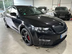 Schwarz Gebraucht 2015 Skoda Octavia RS Limousine | 17.950 € (Fairer Preis)