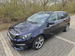 Blau Gebraucht 2018 Peugeot 308 Allure Kombi | 9.800 € (Guter Preis)