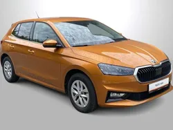 Phoenixorange metallic Gebraucht 2024 Skoda Fabia Selection Kleinwagen | 17.990 € (Guter Preis)