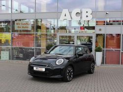 Schwarz Gebraucht 2022 Mini Cooper SE Kleinwagen | 18.500 € (Fairer Preis)