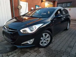 Schwarz Gebraucht 2015 Hyundai i40 Kombi | 7.680 € (Superpreis)
