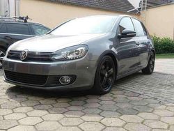 Grau Gebraucht 2011 VW Golf VI Style Limousine | 9.600 € (Fairer Preis)