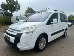 Weiß Gebraucht 2010 Citroën Berlingo Van / Kleinbus | 5.999 € (Etwas zu teuer)