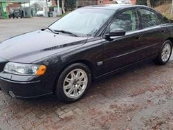 Schwarz Gebraucht 2006 Volvo S60 Momentum Limousine | 2.200 € (Fairer Preis)