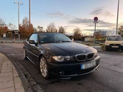 Schwarz Gebraucht 2005 BMW 318 Cabriolet M Sport Cabrio | 8.100 € (Etwas zu teuer)