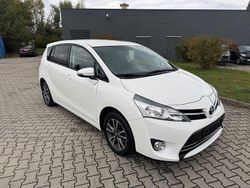 Weiß Gebraucht 2015 Toyota Verso Van / Kleinbus | 9.900 € (Guter Preis)
