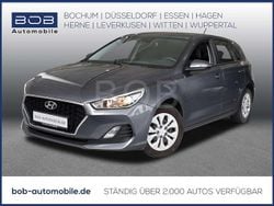 Grau Gebraucht 2019 Hyundai i30 Select Limousine | 11.450 € (Fairer Preis)