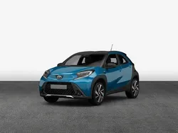Blau Neu 2025 Toyota Aygo Kleinwagen | 21.890 €