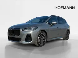 Grau Neu 2025 BMW 223 Active Tourer M Sport Van / Kleinbus | 52.710 € (Fairer Preis)