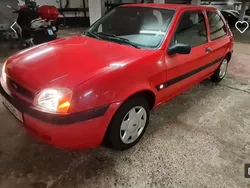 Rot Gebraucht 2001 Ford Fiesta Kleinwagen | 900 € (Fairer Preis)