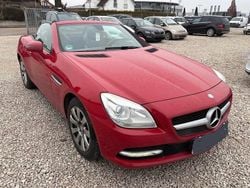 Rot Gebraucht 2011 Mercedes SLK200 Cabrio | 11.499 € (Superpreis)