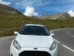 Weiß Gebraucht 2016 Ford Fiesta SYNC Edition Kleinwagen | 5.500 € (Guter Preis)