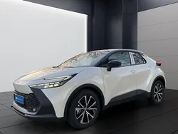 Weiß Neu 2025 Toyota C-HR Team SUV | 32.790 € (Fairer Preis)