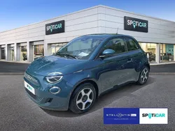 Grün Gebraucht 2021 Fiat 500e Passion Limousine | 16.885 € (Guter Preis)